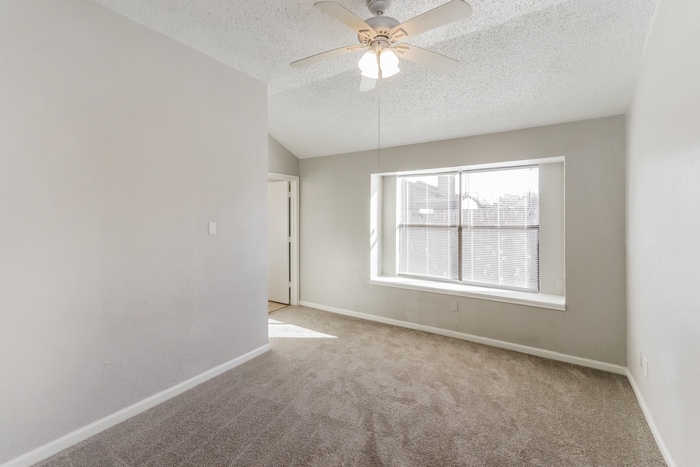 Building Photo - 1331 Glencliff Ct