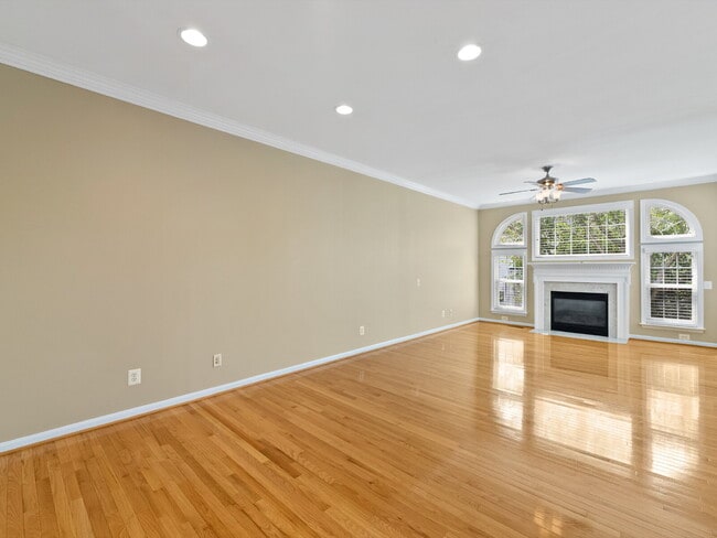 Building Photo - 15005 Danube Way