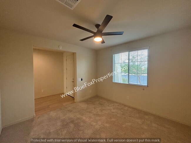 Building Photo - 13384 E Knipe Pl