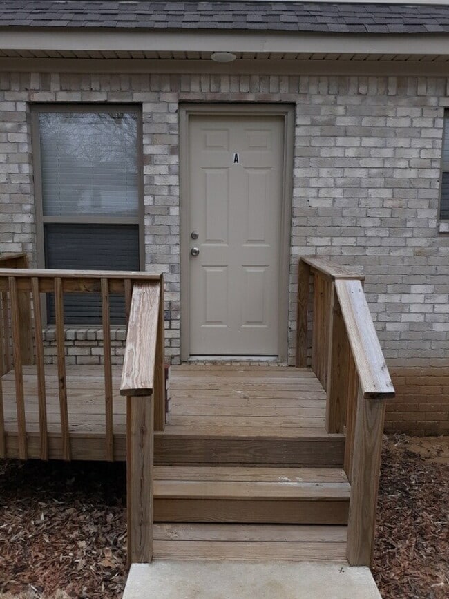 Primary Photo - "Charming 3-Bedroom Haven with 2.5 Baths in the Heart of Jonesboro – 1,000 Sq Ft of Comfort at 51...