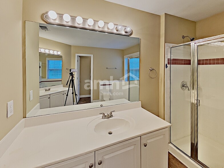Building Photo - 2813 Savannah Walk Cv