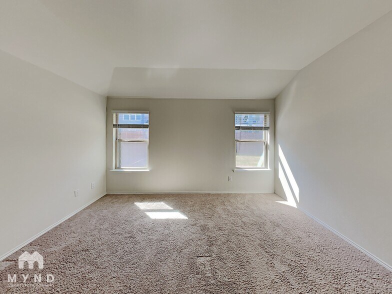 Building Photo - 2436 Dolostone Dr