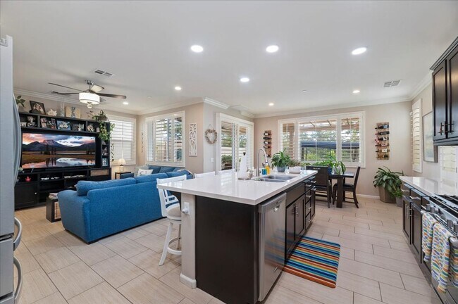 Building Photo - For Rent in Chapman Heights – Cedar Glen C...