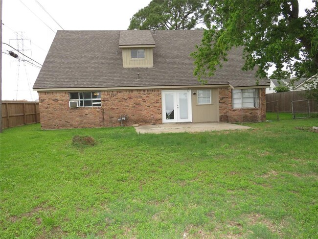 Building Photo - 11402 Sagedowne Ln