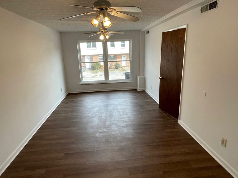 Building Photo - 6 Hapgood Hill