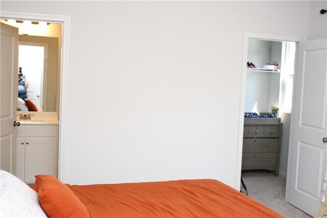 Building Photo - 3520 Pickens Lndg Dr