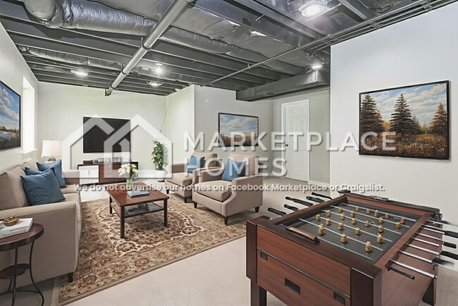 Building Photo - 1502 Winwood Dr