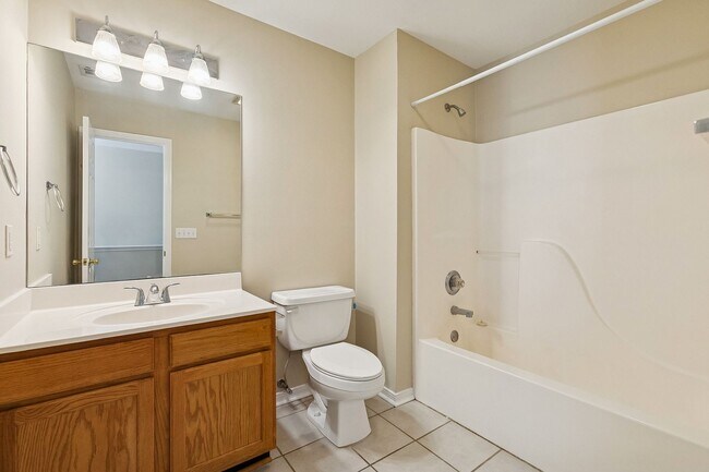 Building Photo - 102 Covington Meadow Cir