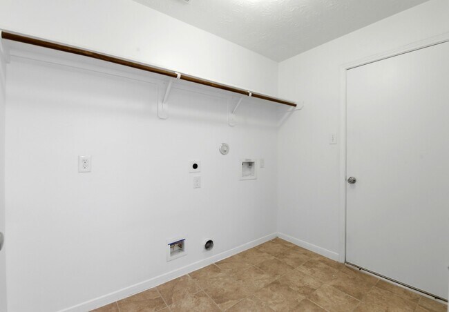 Building Photo - 22102 Bridgestone Crossing Dr