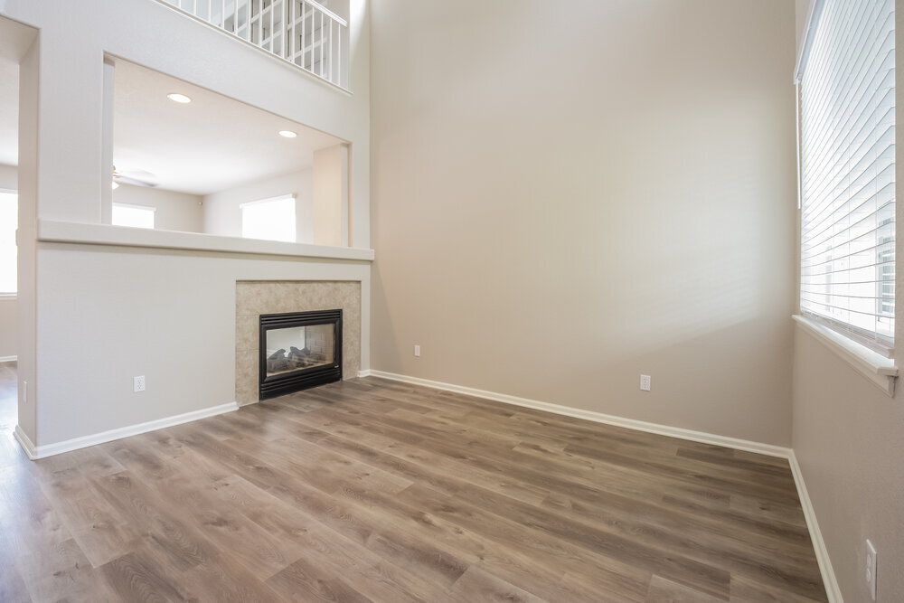 Building Photo - 2487 E 127th Ct