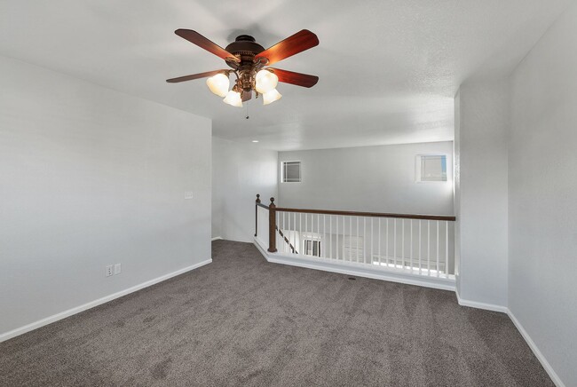 Building Photo - Beautiful 2 Story Home!
