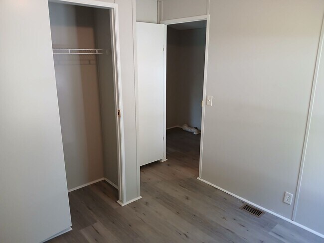 Building Photo - Trailer Park Lot Available