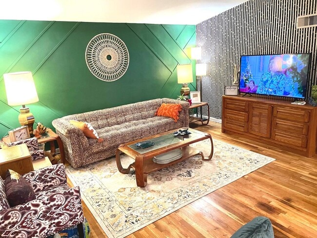 Building Photo - 1341 Kappel Dr