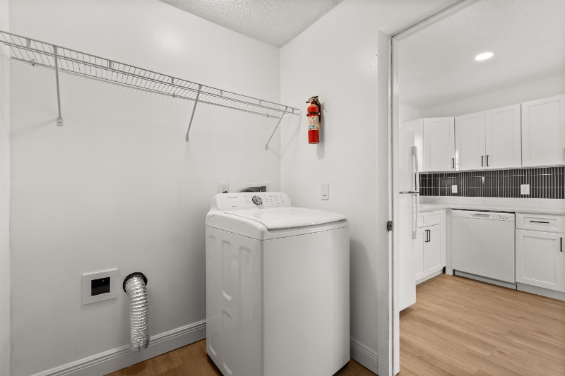 Building Photo - 5688 Cardinal Guard Ave