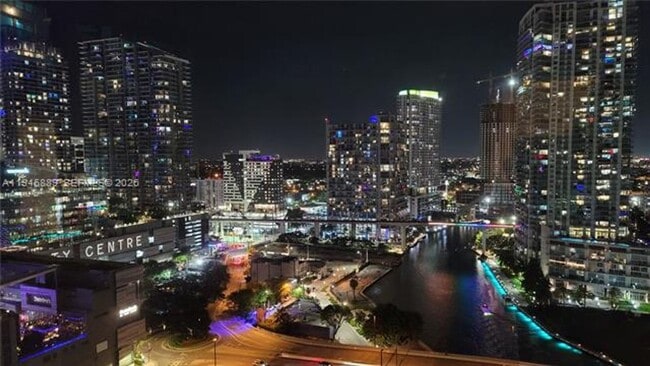 Building Photo - 31 SE 5th St