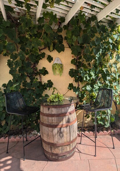 Outdoor patio space #1 - 5762 Olvera Ave