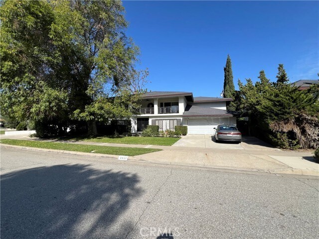 Building Photo - 2937 E Craig Dr