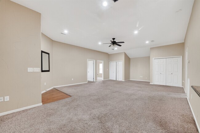 Building Photo - 1143 3ks St