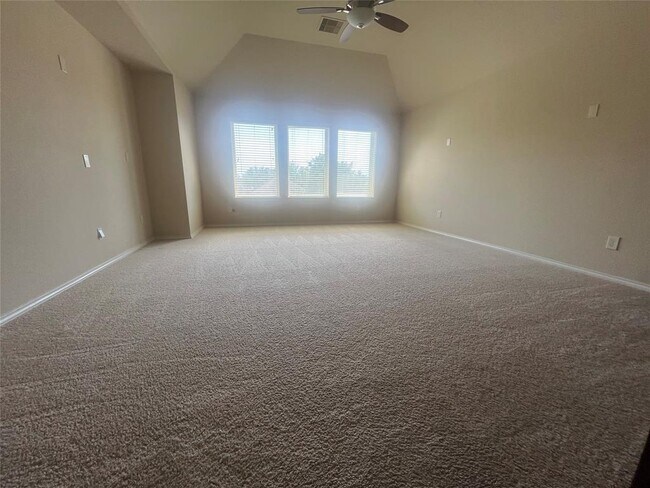 Building Photo - 2911 Meadows Pond Ln