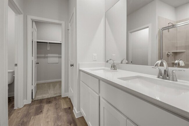 Building Photo - 7922 Alset Dr