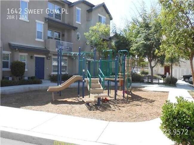 Building Photo - 1642 Sweet Gum Pl