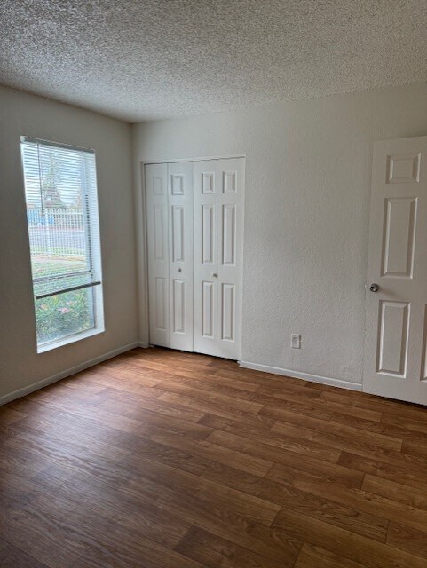 Building Photo - 6649 N 27th Ave