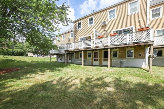 Building Photo - 64 Camelot Dr