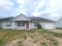 Building Photo - 3bed/2bath house with garage