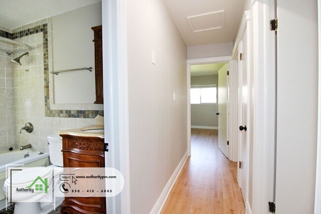 Building Photo - 3773 Ricardo Ave