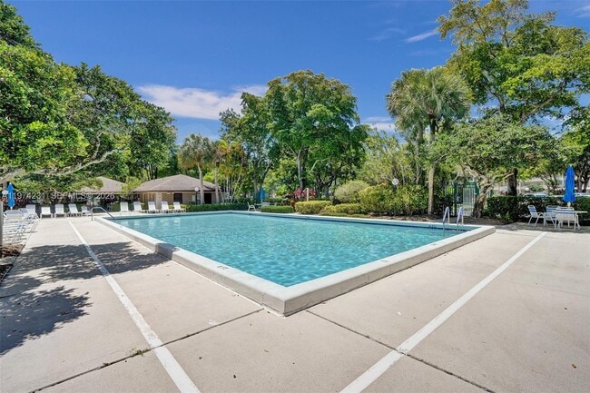 Building Photo - 805 Cypress Blvd