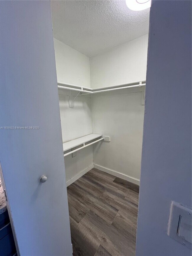 Building Photo - 250 180th Dr