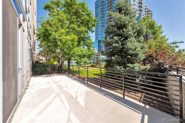 Building Photo - 1620 Little Raven St