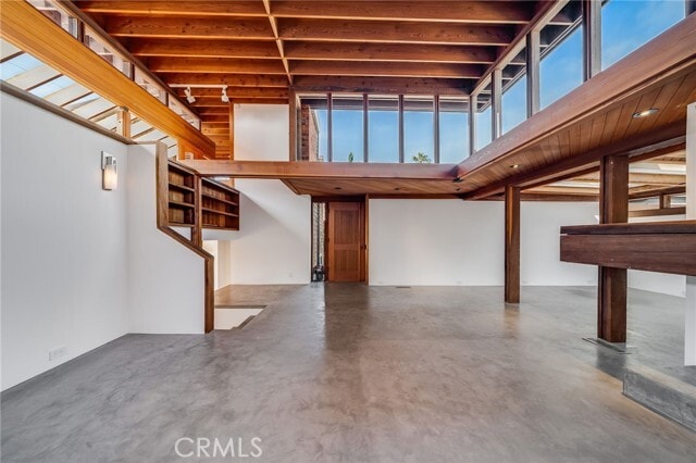 Building Photo - 1625 Catalina St