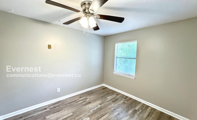 Building Photo - 5727 N Morgan Ln