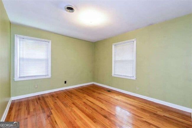 Building Photo - 2745 Old Concord Rd SE