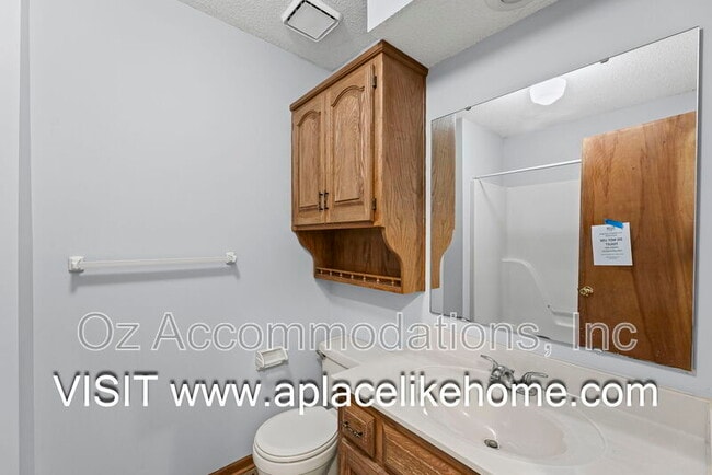 Building Photo - 15306 Riley St