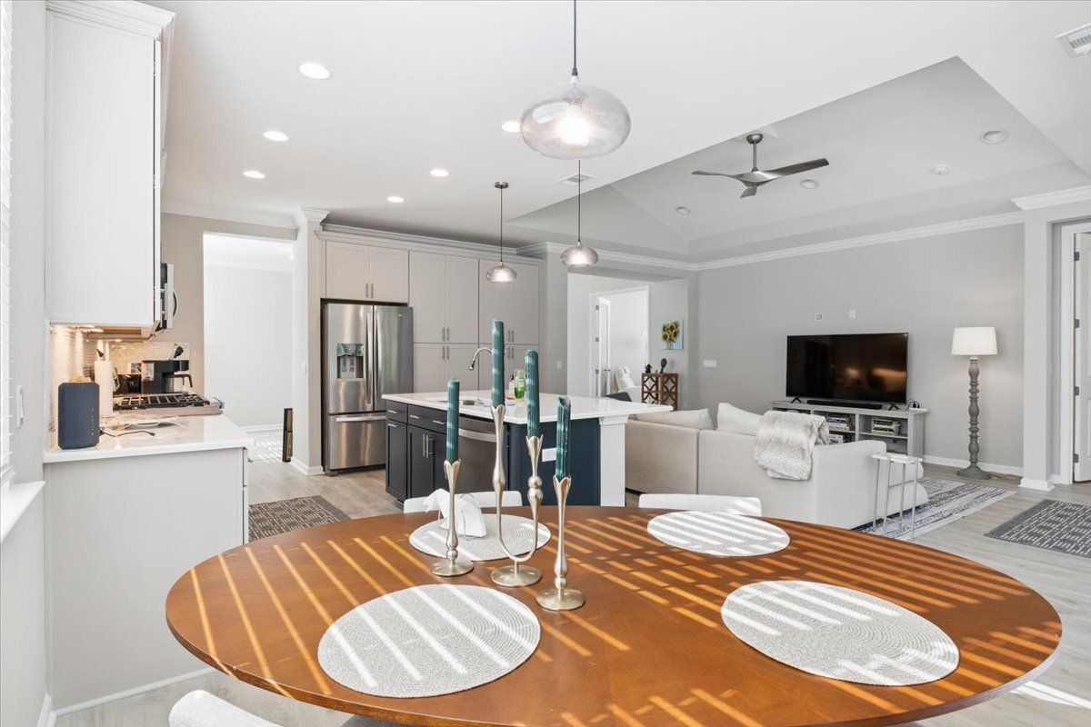 Building Photo - 731 Harborside Dr