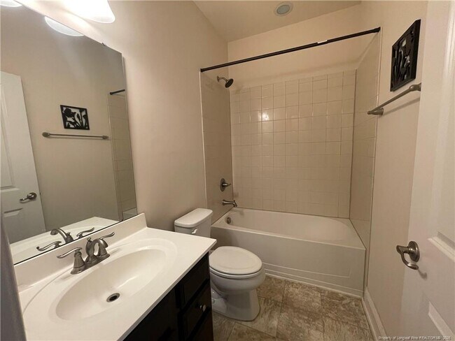 Building Photo - 1112 Boxcar Way