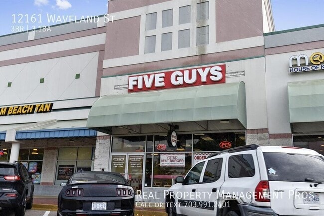 Building Photo - 12161 Waveland St