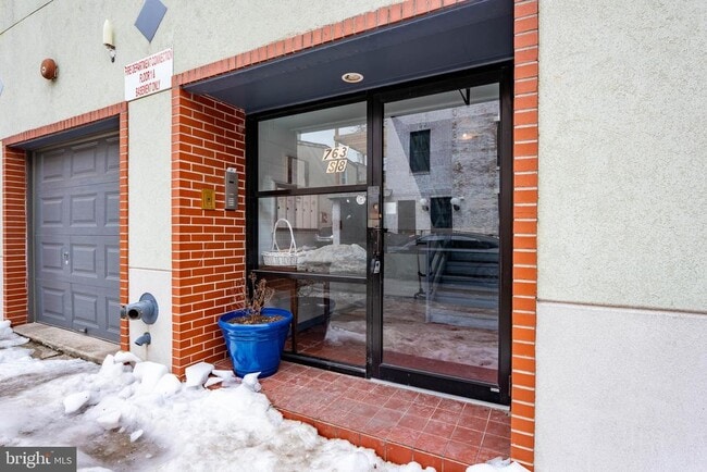 Building Photo - 763 S 8th St