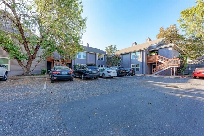 Building Photo - 2106 Nickerson St