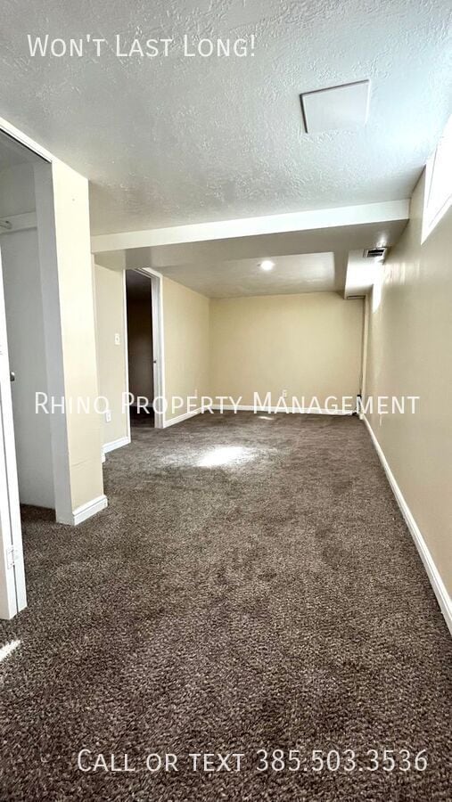 Building Photo - 3353 Porter Ave