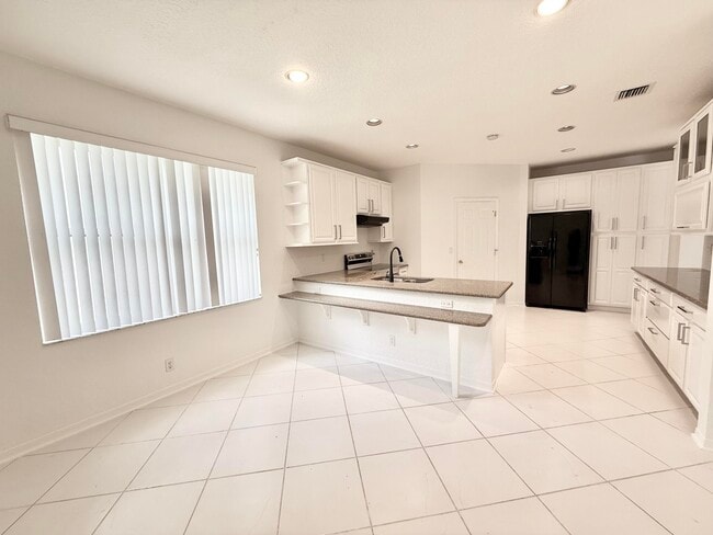 Building Photo - 12310 Riverfalls Ct
