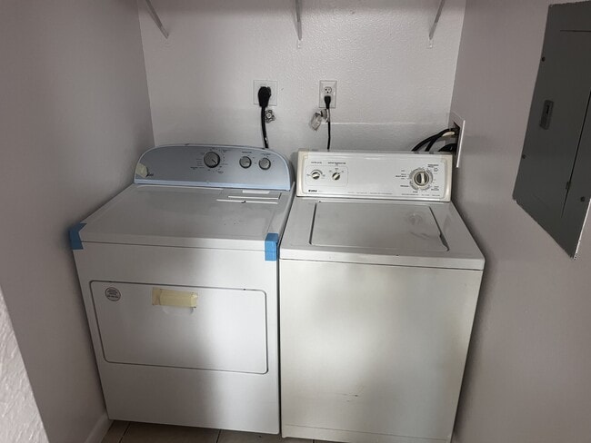 Building Photo - 2944 NW 55th Ave