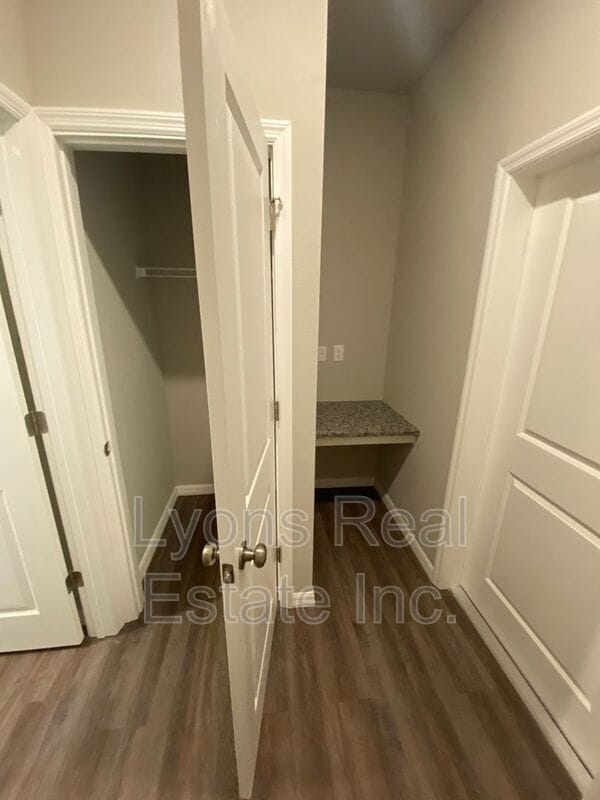Building Photo - 5625 Abelman Rd