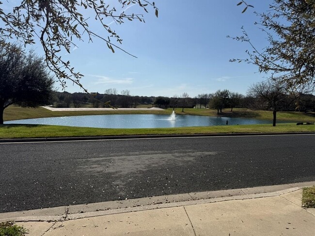 Building Photo - 4387 Green Tree Dr