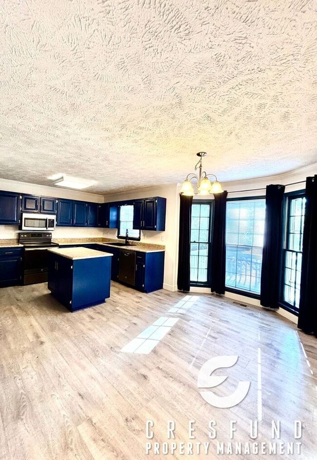 Building Photo - $350 OFF YOUR 1ST FULL MONTHS RENT! 4 Bed,...