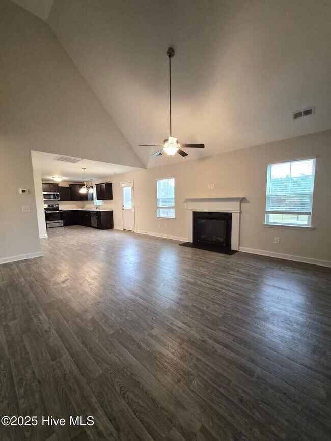 Building Photo - 616 Riggs Rd