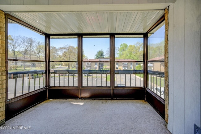 Building Photo - 59 Amberly Dr