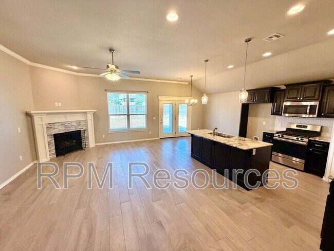 Building Photo - 3809 Brougham Way